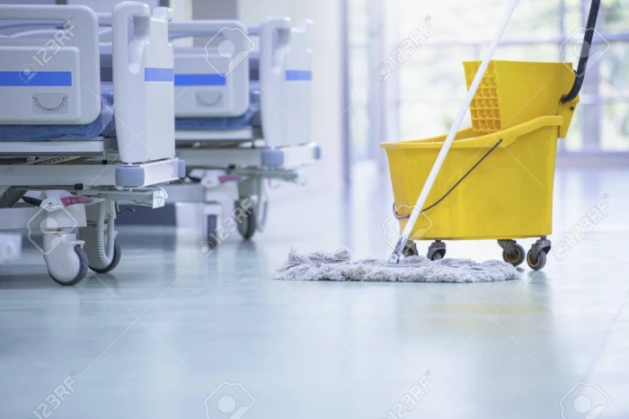 HYGIENE DES SOLS, SURFACES ET MATERIEL MEDICAL